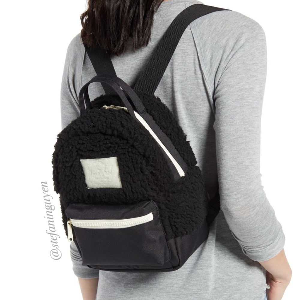 11½x10x5 ⬇️ Herschel Fleece Mini Nova Backpack